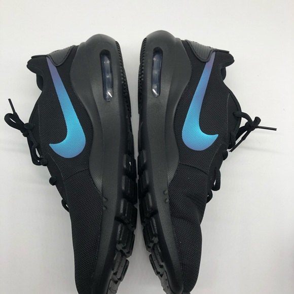 air max oketo throwback future